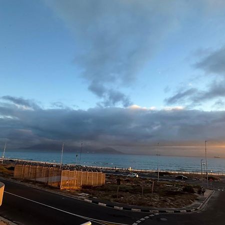 Oceansnest Guest House Bloubergstrand Eksteriør bilde