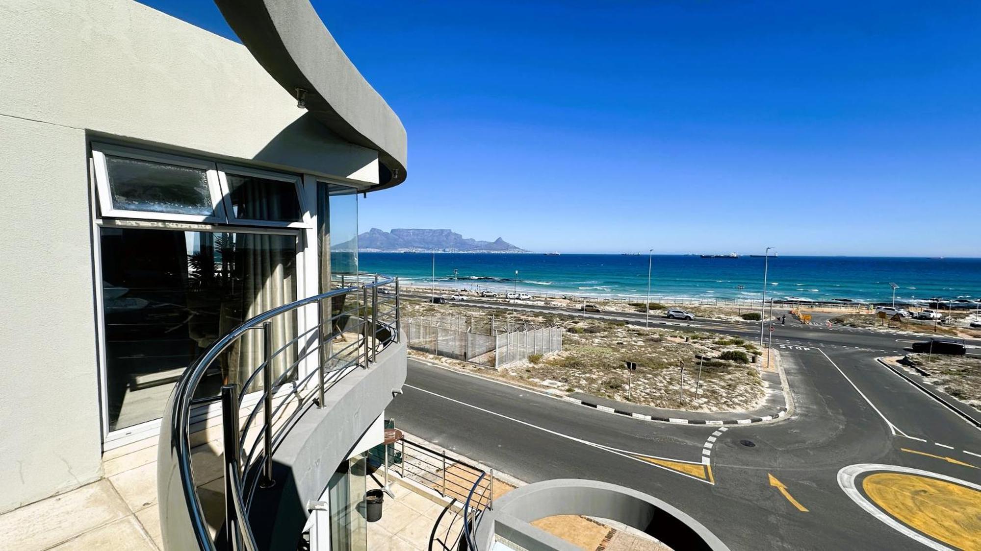 Oceansnest Guest House Bloubergstrand Eksteriør bilde