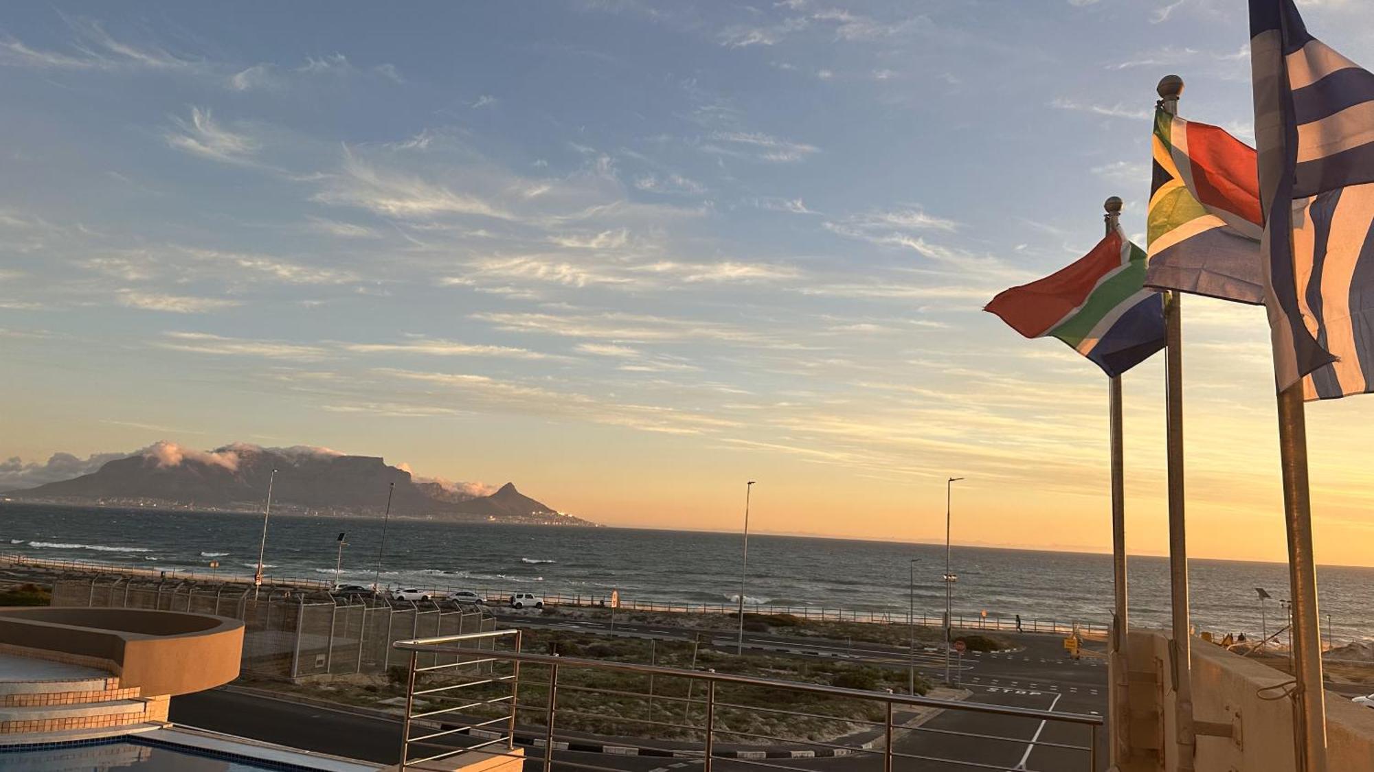 Oceansnest Guest House Bloubergstrand Eksteriør bilde