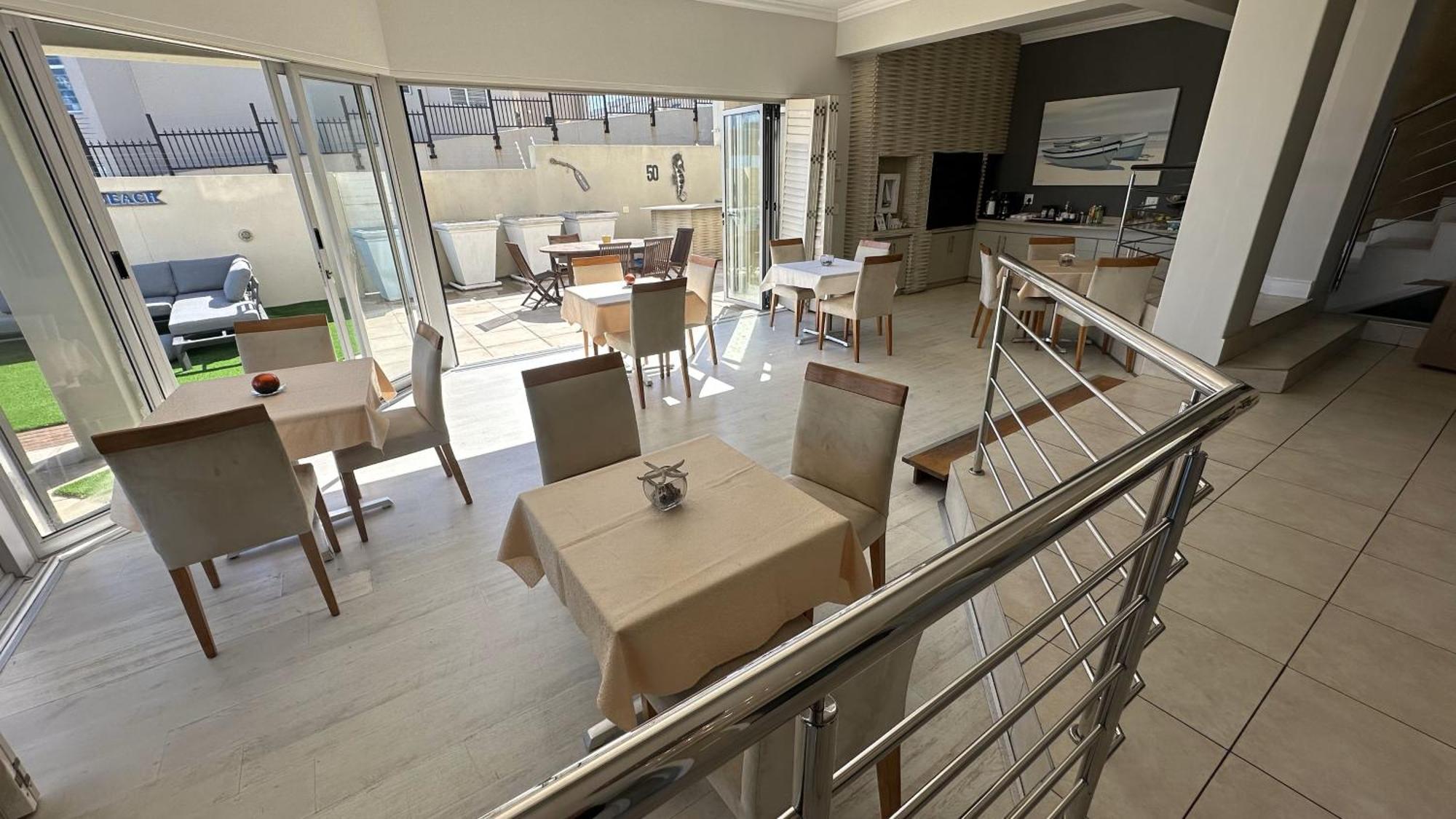 Oceansnest Guest House Bloubergstrand Eksteriør bilde
