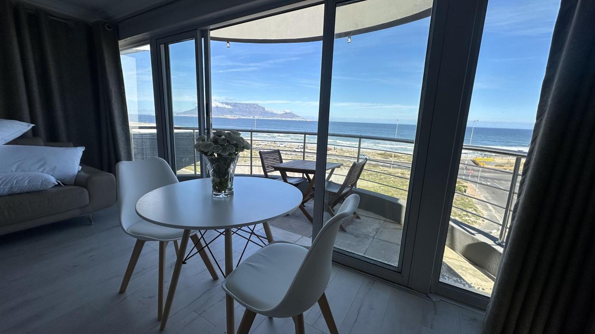 Oceansnest Guest House Bloubergstrand Eksteriør bilde