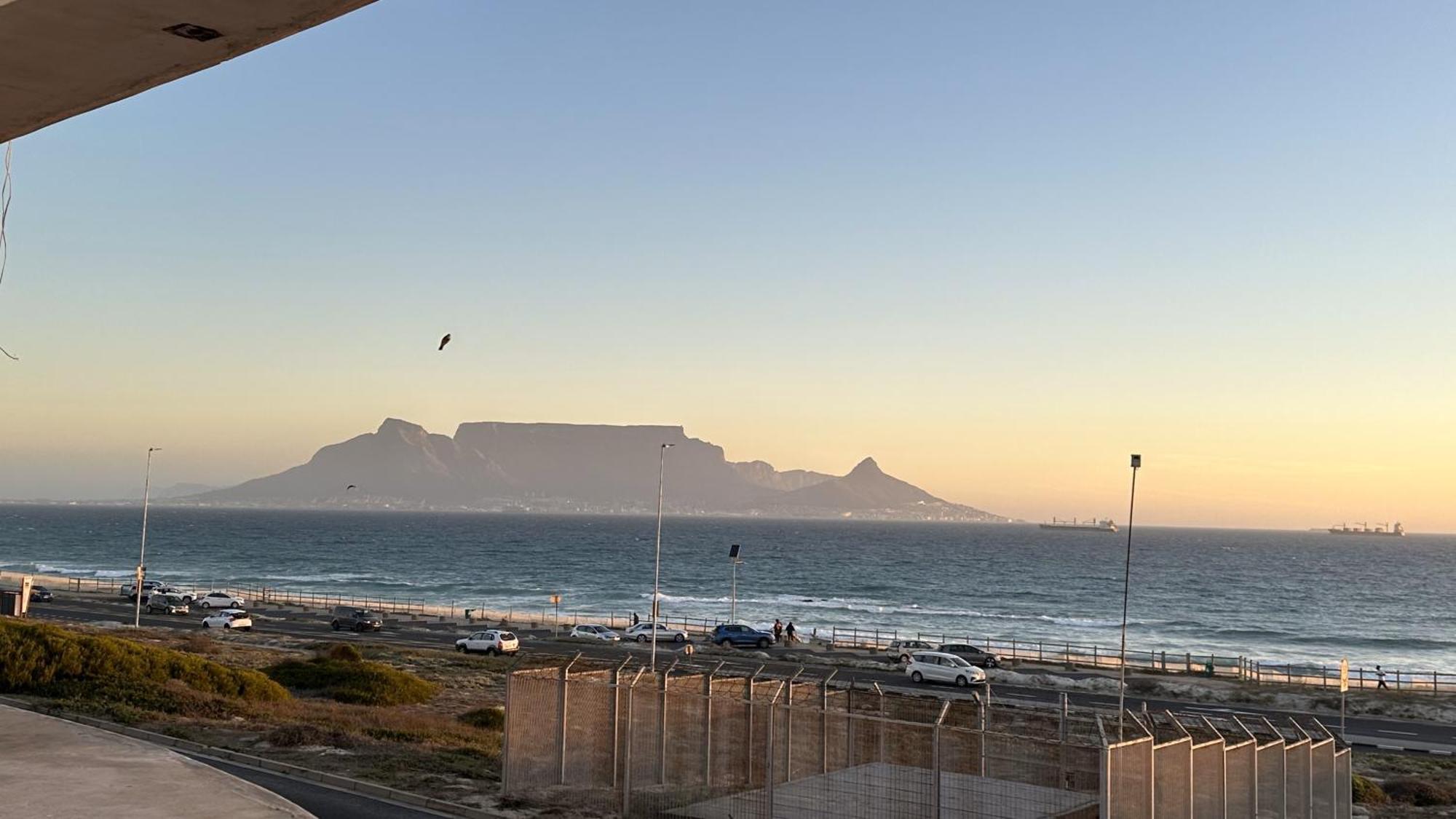 Oceansnest Guest House Bloubergstrand Eksteriør bilde