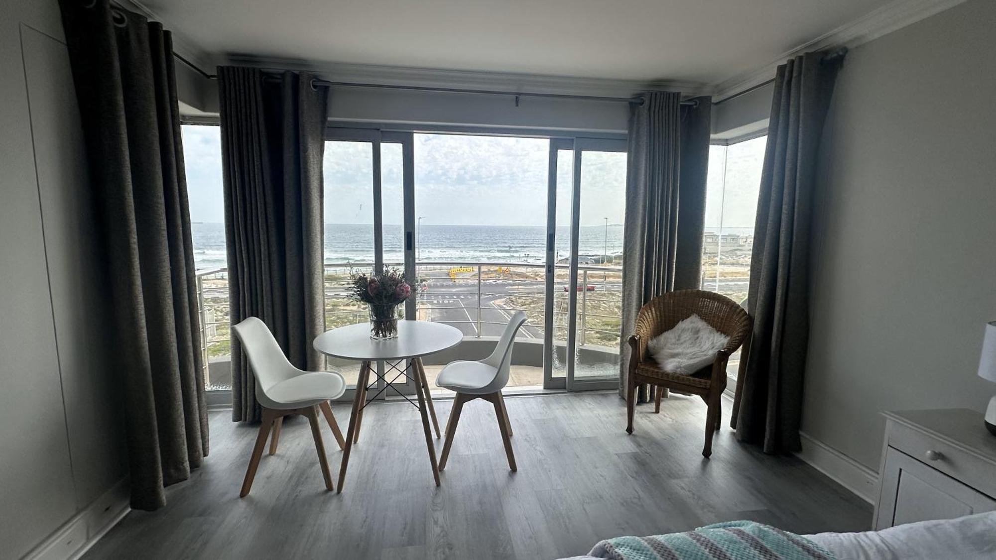 Oceansnest Guest House Bloubergstrand Eksteriør bilde