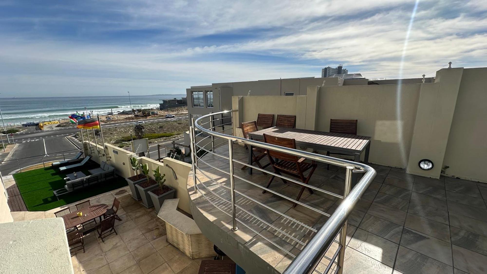 Oceansnest Guest House Bloubergstrand Eksteriør bilde